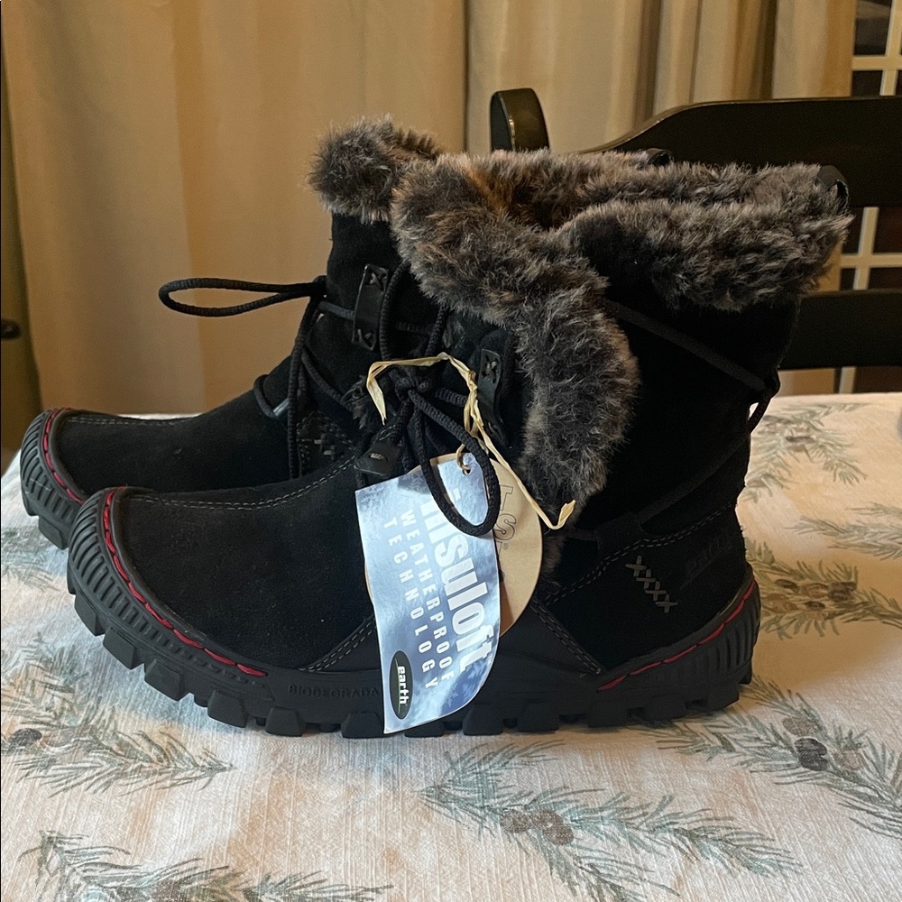 Earth Black Leather Winter Boots with Faux Fur Trim Size 7 - Picture 2 of 10